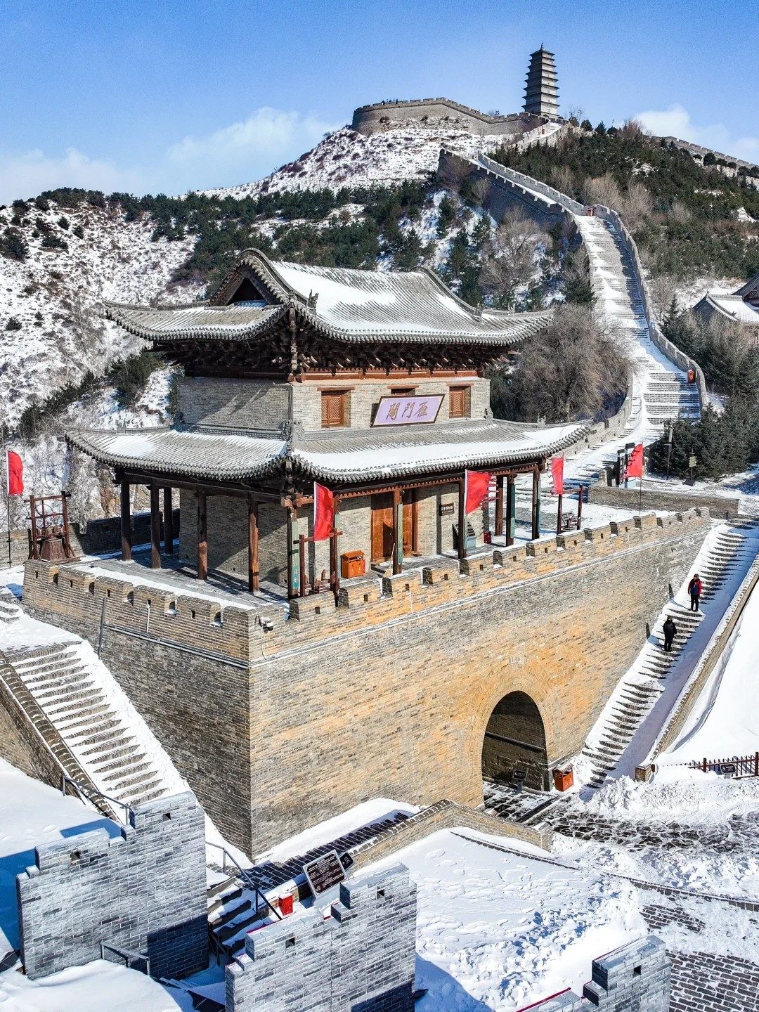 塞外天险 · 长城烽火台的文化叙事